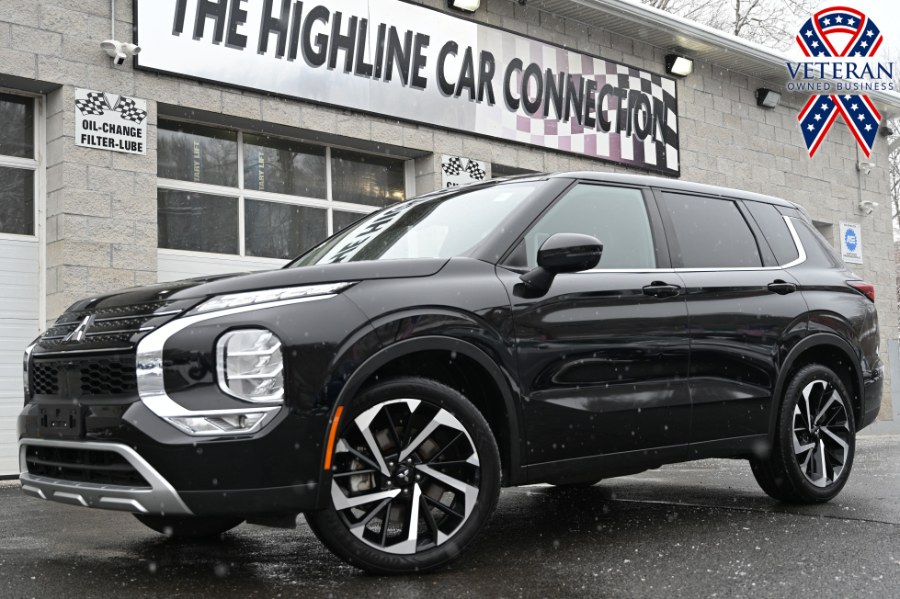 Used 2024 Mitsubishi Outlander in Waterbury, Connecticut | Highline Car Connection. Waterbury, Connecticut