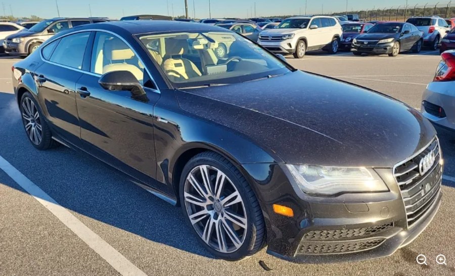 Used Audi A7 4dr HB quattro 3.0 Prestige 2014 | REGAL AUTOHAUS Auto Service and Sales. Hicksville, New York