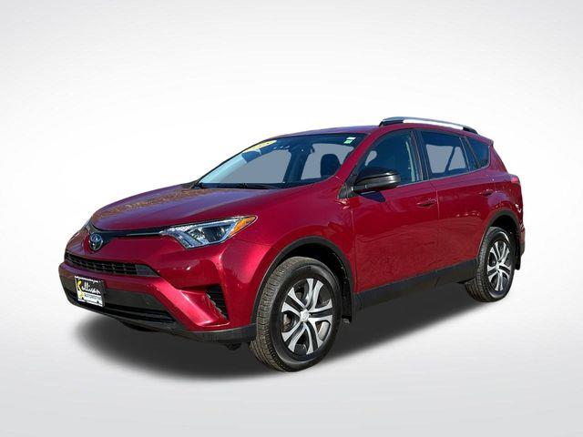 Used 2018 Toyota Rav4 in Torrington, Connecticut | Northwest Hills. Torrington, Connecticut