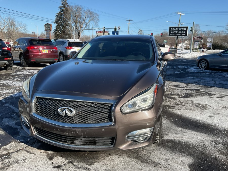 Used 2016 Infiniti Q70 in Vernon, Connecticut | TD Automotive Enterprises LLC DBA Diamond Auto Cars. Vernon, Connecticut