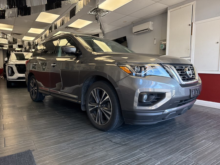 2019 Nissan Pathfinder Platinum