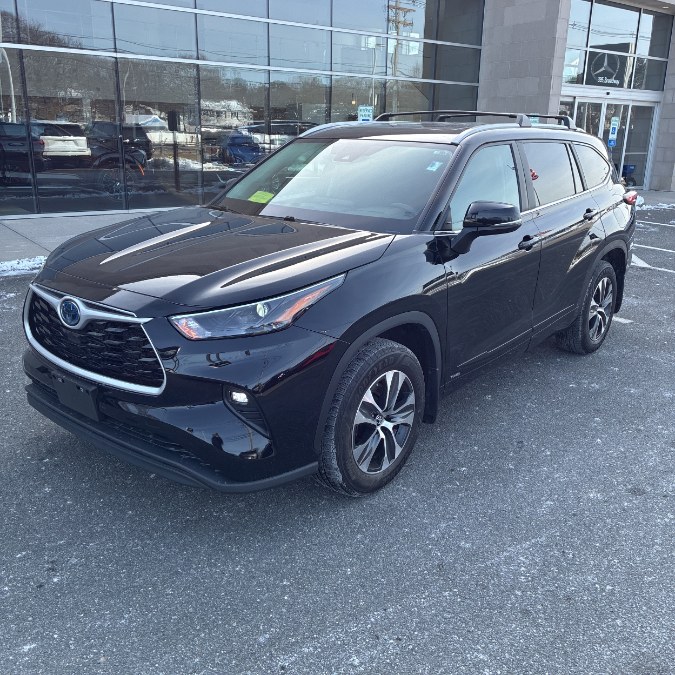 Used 2023 Toyota Highlander in Brooklyn, New York | Top Line Auto Inc.. Brooklyn, New York