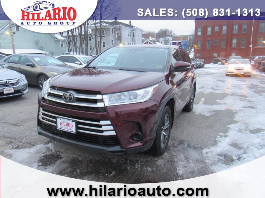 Used 2018 Toyota Highlander in Worcester, Massachusetts | Hilario's Auto Sales Inc.. Worcester, Massachusetts