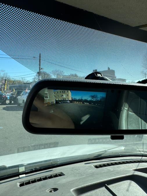 2023 GMC Savana Cargo Work Van - Photo 18