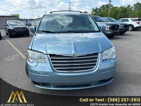 2009 Chrysler Town & Country