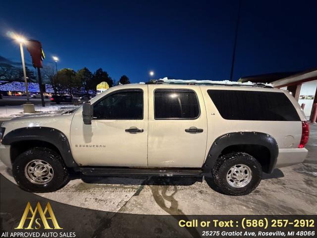 2007 Chevrolet Suburban 4WD 2500 w/LT's photo