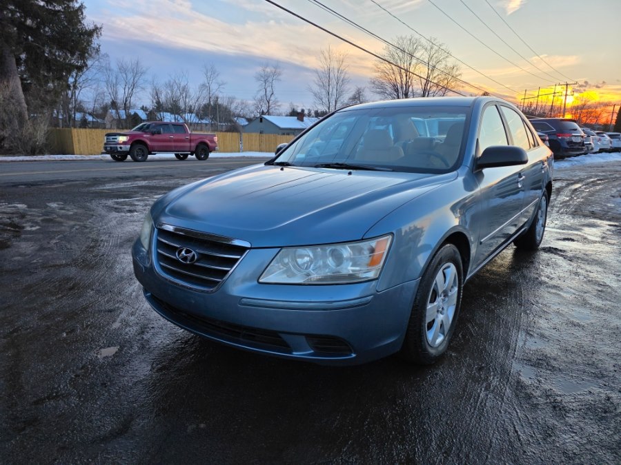 Used 2009 Hyundai Sonata in East Windsor, Connecticut | STS Automotive. East Windsor, Connecticut