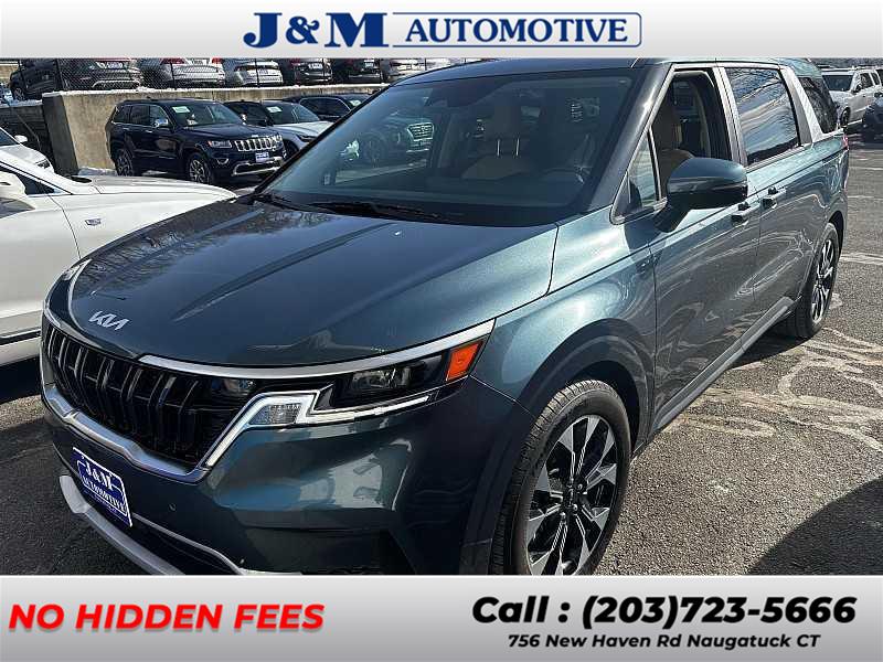 Used 2024 Kia Carnival in Naugatuck, Connecticut | J&M Automotive Sls&Svc LLC. Naugatuck, Connecticut