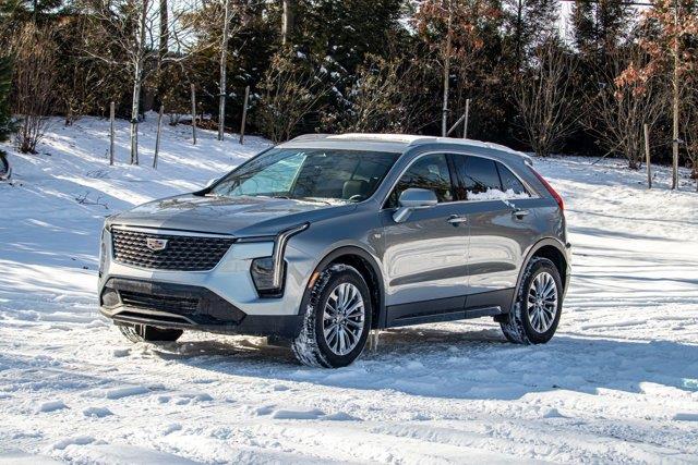 Used 2024 Cadillac Xt4 in Great Neck, New York | Camy Cars. Great Neck, New York