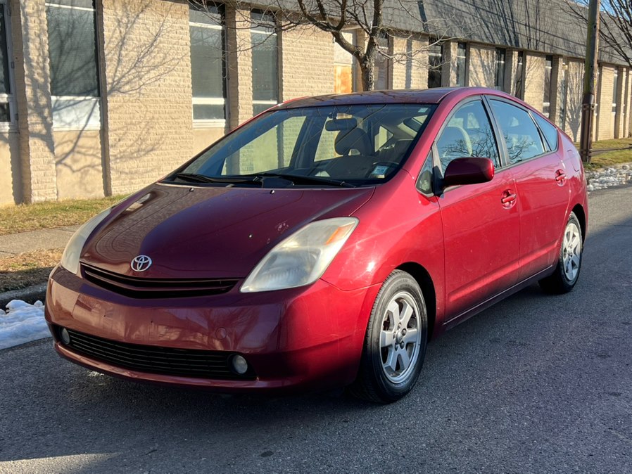 Used 2004 Toyota Prius in Lindenhurst, New York | Cargenic Automotive. Lindenhurst, New York