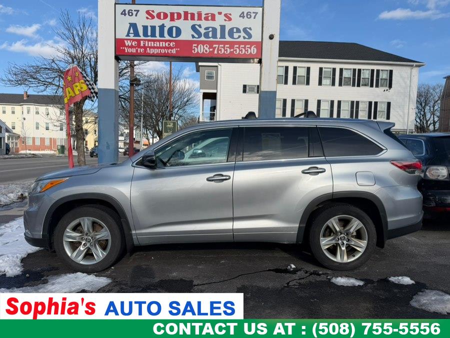 Used 2016 Toyota Highlander in Worcester, Massachusetts | Sophia's Auto Sales Inc. Worcester, Massachusetts