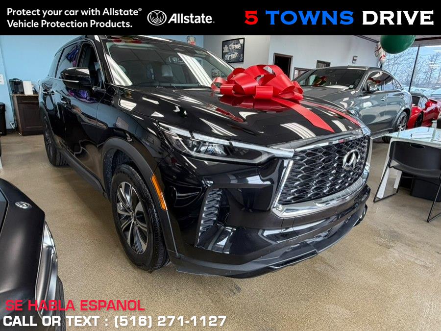Used 2023 INFINITI QX60 in Inwood, New York | 5 Towns Drive. Inwood, New York