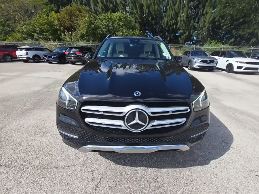 Used 2021 Mercedes-Benz GLE in Franklin Square, New York | C Rich Cars. Franklin Square, New York