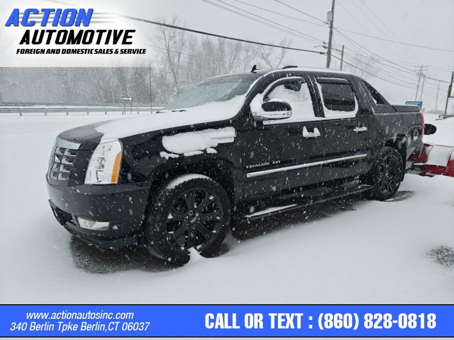 Used 2013 Cadillac Escalade EXT in Berlin, Connecticut | Action Automotive. Berlin, Connecticut