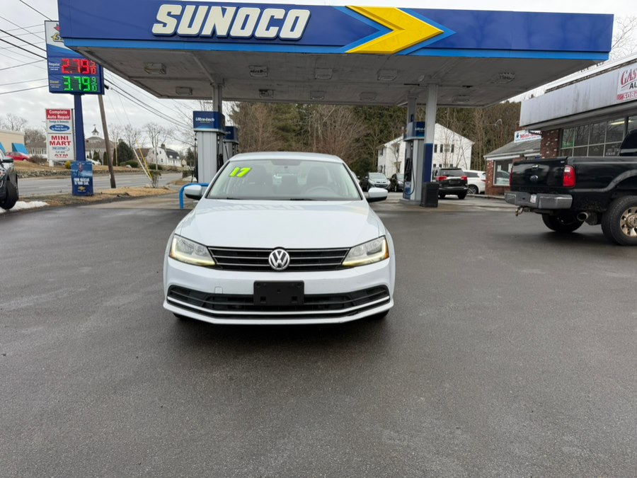 Used 2017 Volkswagen Jetta in Swansea, Massachusetts | Gas On The Run. Swansea, Massachusetts