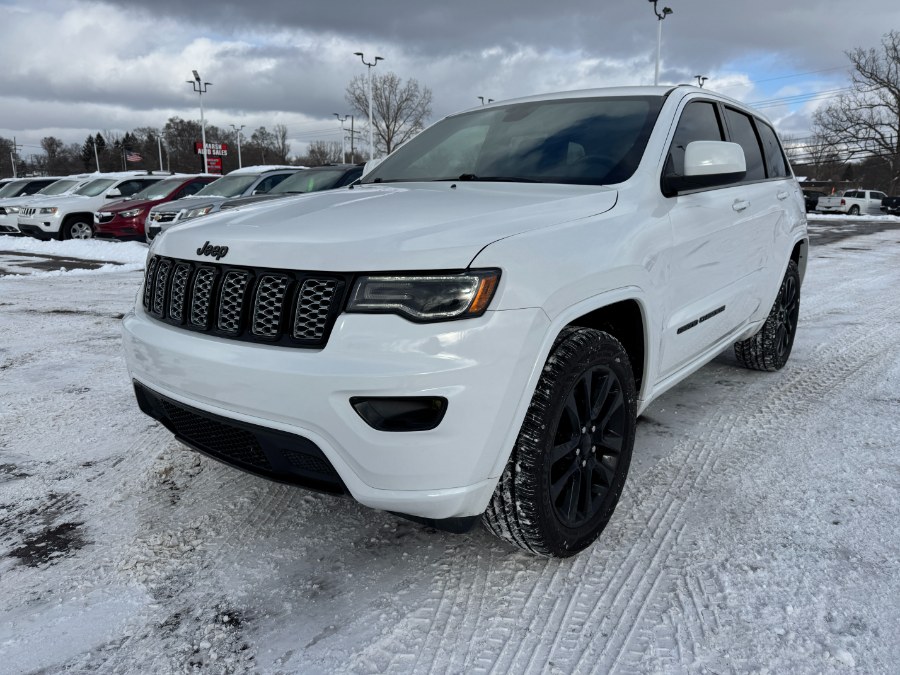 Used 2021 Jeep Grand Cherokee in Ortonville, Michigan | Marsh Auto Sales LLC. Ortonville, Michigan