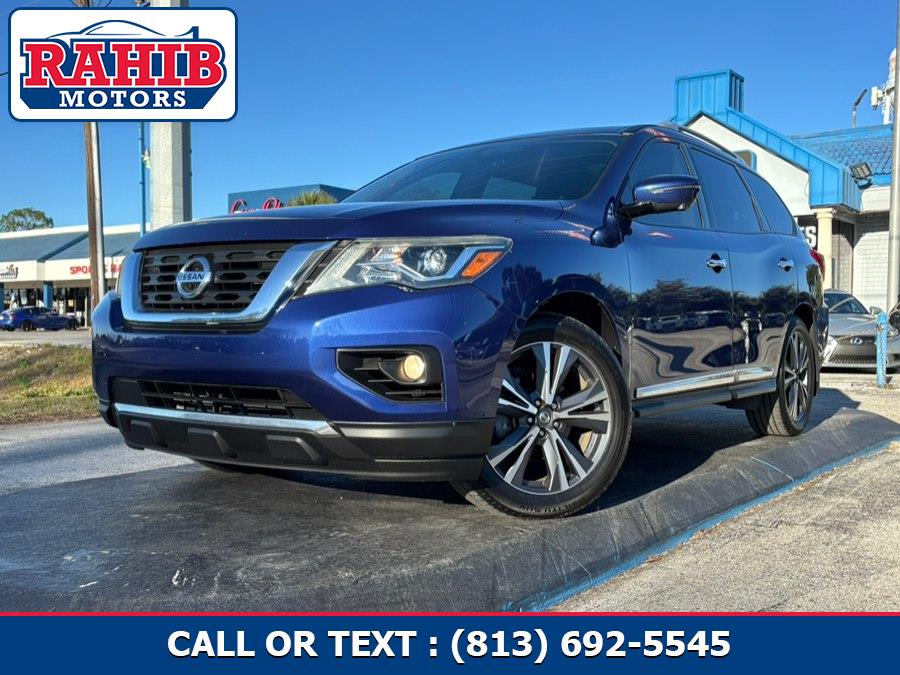 Used 2019 Nissan Pathfinder in Winter Park, Florida | Rahib Motors. Winter Park, Florida