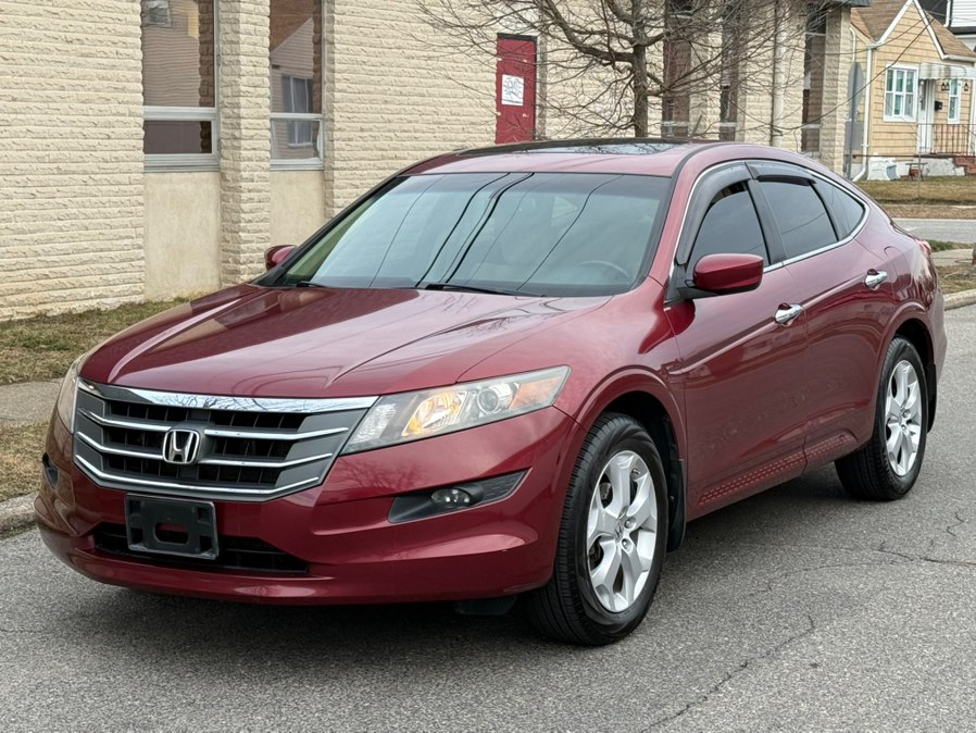 Used 2010 Honda Accord Crosstour in Lindenhurst, New York | Cargenic Automotive. Lindenhurst, New York