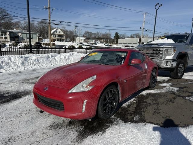 Used 2017 Nissan 370z in Stratford, Connecticut | Wiz Leasing Inc. Stratford, Connecticut