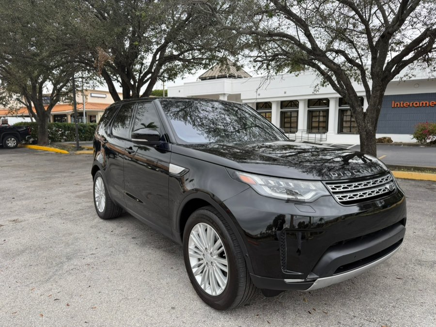 Used 2020 Land Rover Discovery in Hialeah, Florida | The Palm Motors LLC. Hialeah, Florida
