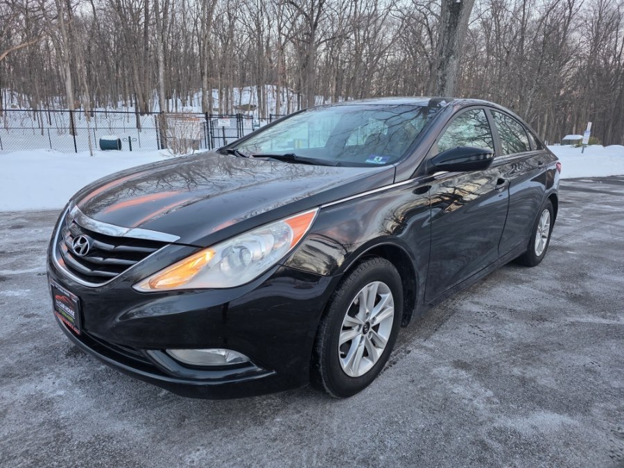 Used 2013 Hyundai Sonata in Bloomingdale, New Jersey | Bloomingdale Auto Group. Bloomingdale, New Jersey