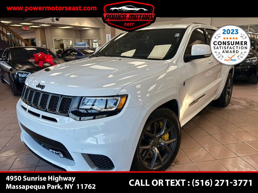 Used 2021 Jeep Grand Cherokee in Massapequa Park, New York | Power Motors East. Massapequa Park, New York