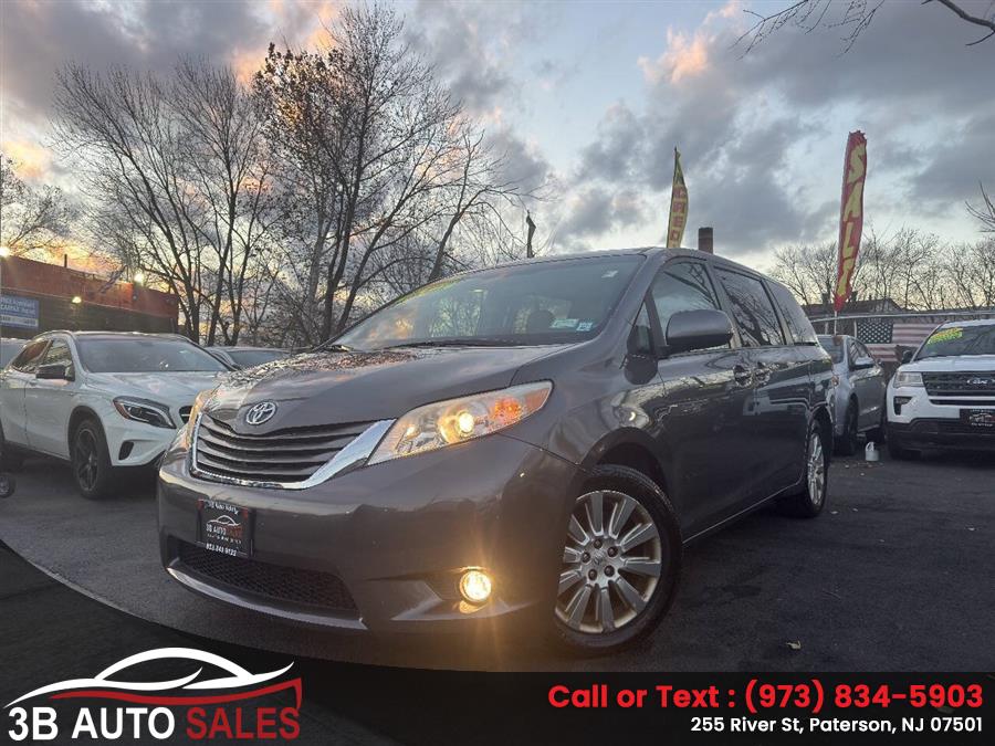 2012 Toyota Sienna