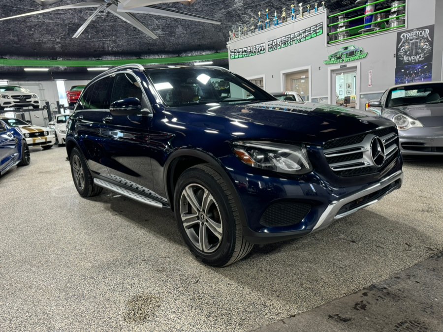 Used 2017 Mercedes-Benz GLC in Oxford, Connecticut | Buonauto Enterprises. Oxford, Connecticut