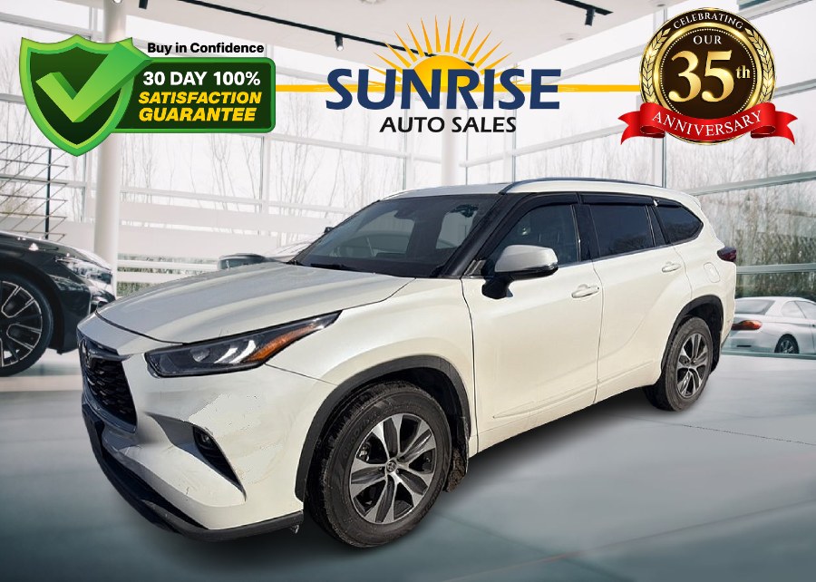Used 2020 Toyota Highlander in Rosedale, New York | Sunrise Auto Sales. Rosedale, New York