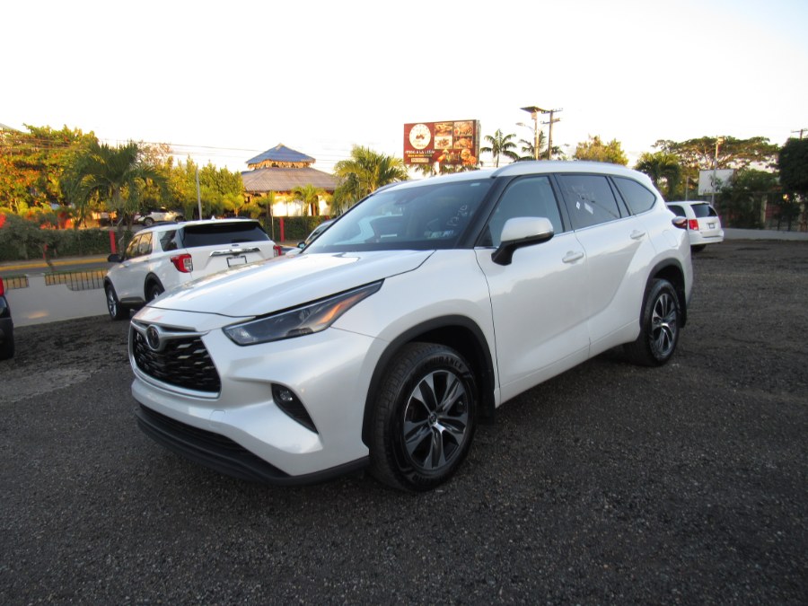 Used 2022 Toyota Highlander in San Francisco de Macoris Rd, Dominican Republic | Hilario Auto Import. San Francisco de Macoris Rd, Dominican Republic
