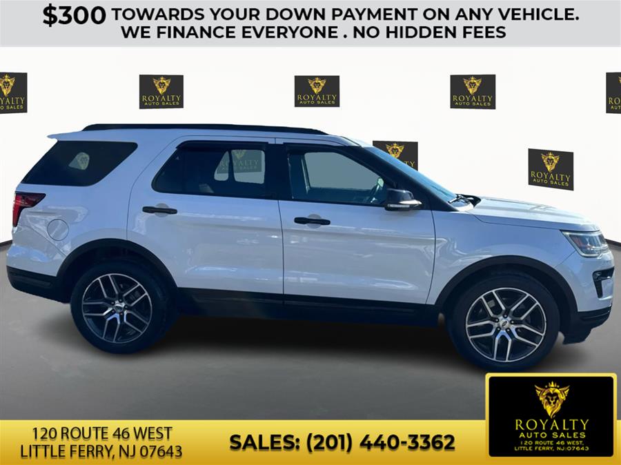 2018 Ford Explorer Sport photo 3