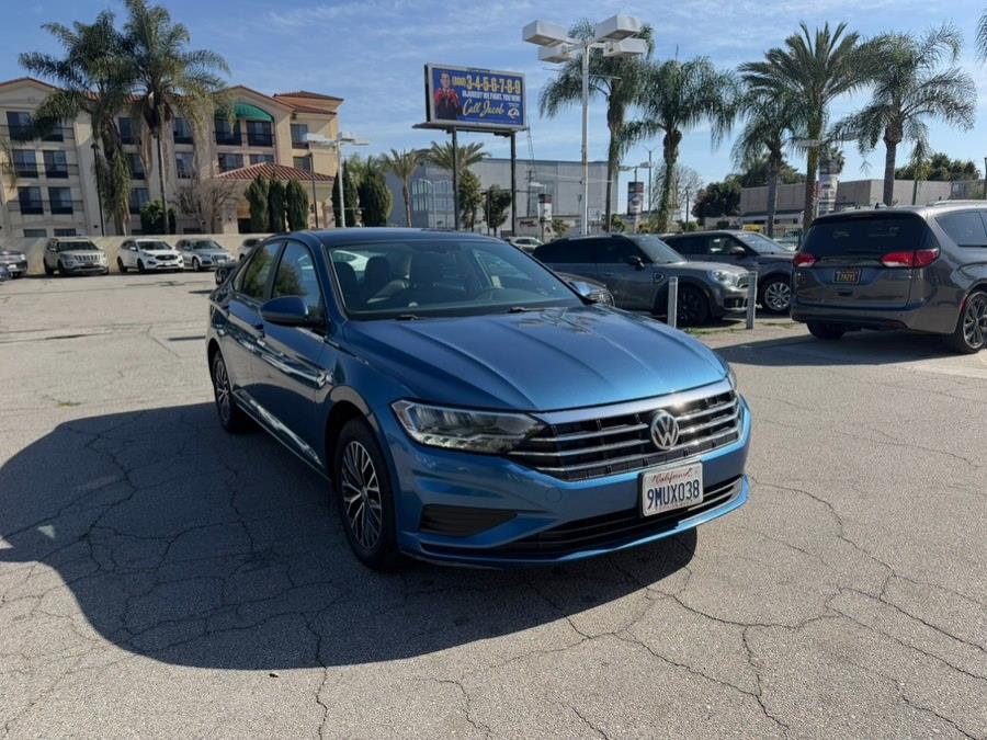 Used 2021 Volkswagen Jetta in Hawaiian Gardens, California | Luxe Motors. Hawaiian Gardens, California