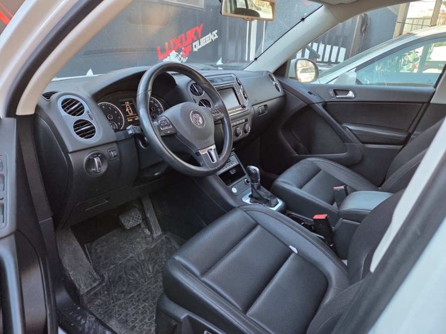 Used 2017 Volkswagen Tiguan in Long Island City, New York | Luxury Of Queens. Long Island City, New York