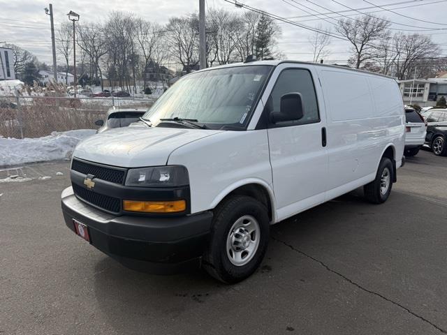 Used 2020 Chevrolet Express 2500 in Stratford, Connecticut | Wiz Leasing Inc. Stratford, Connecticut