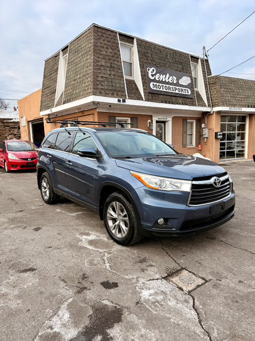 Used 2014 Toyota Highlander in Shelton, Connecticut | Center Motorsports LLC. Shelton, Connecticut