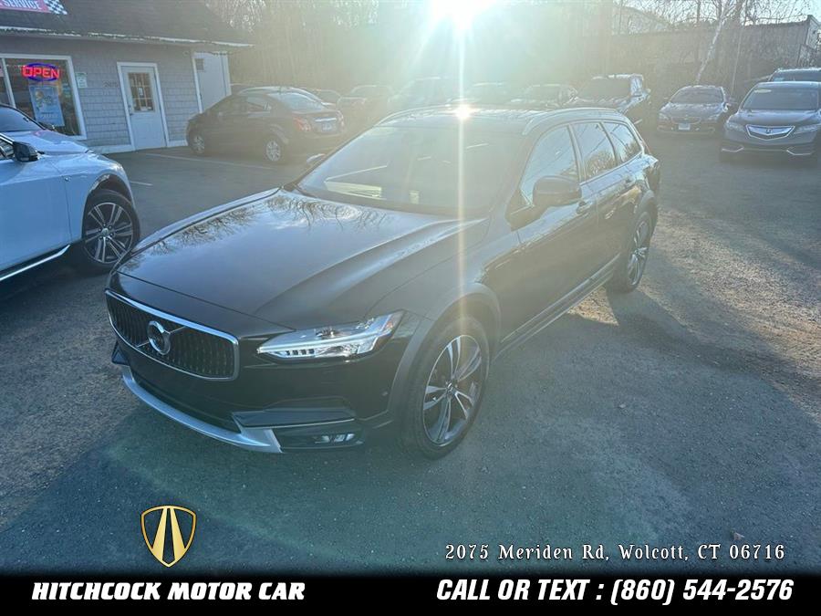Used Volvo V90 Cross Country T5 2018 | Hitchcock Motor Car. Wolcott, Connecticut