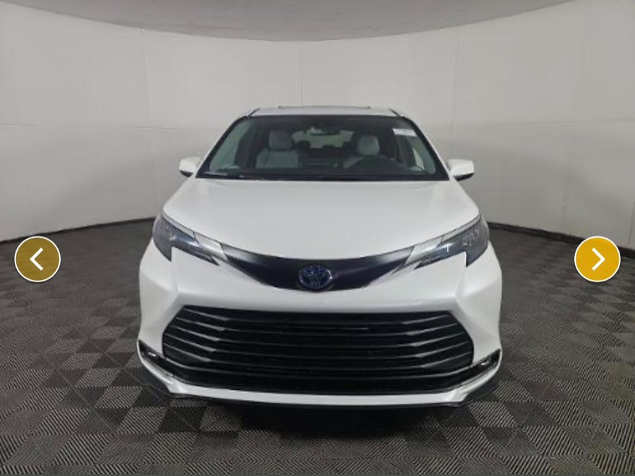 Used 2025 Toyota Sienna in Brooklyn, New York | Deals on Wheels International Auto. Brooklyn, New York