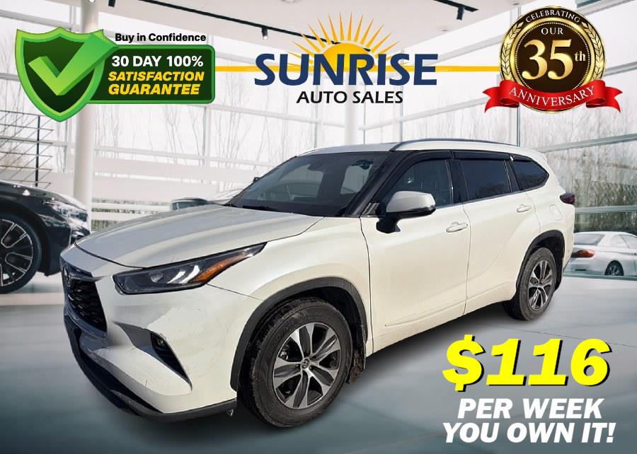 Used 2020 Toyota Highlander in Elmont, New York | Sunrise of Elmont. Elmont, New York