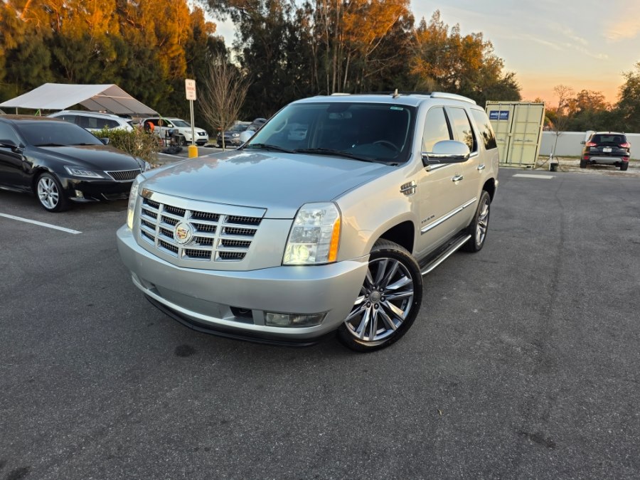 Used 2013 Cadillac Escalade in Orlando, Florida | Mickeys Driver Mart. Orlando, Florida