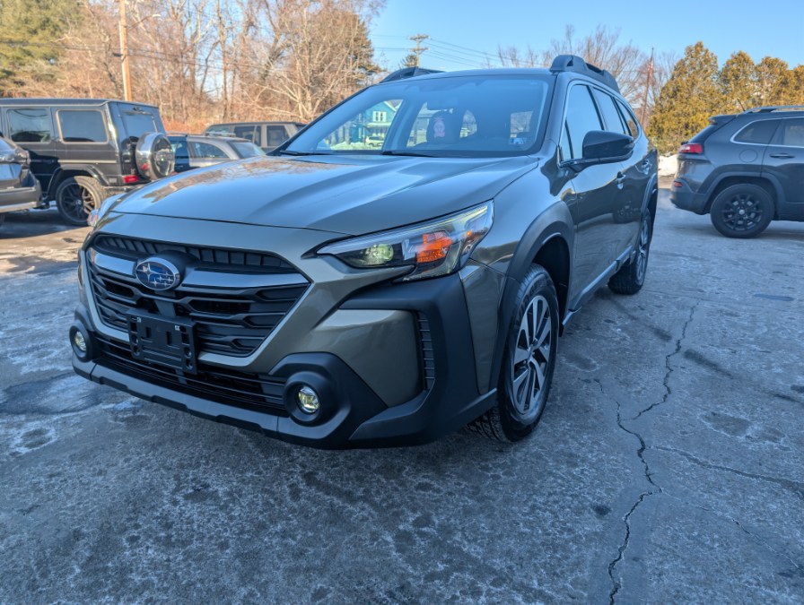 Used 2025 Subaru Outback in Bristol, Connecticut | Dealmax Motors LLC. Bristol, Connecticut