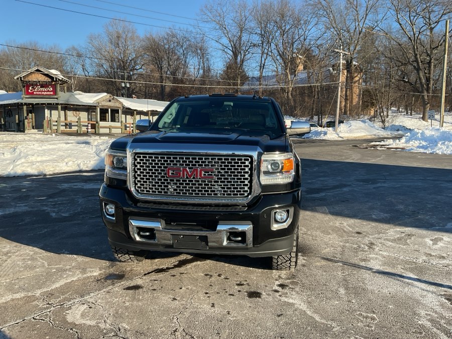 Used 2015 GMC Sierra 2500HD available WiFi in Vernon, Connecticut | TD Automotive Enterprises LLC DBA Diamond Auto Cars. Vernon, Connecticut