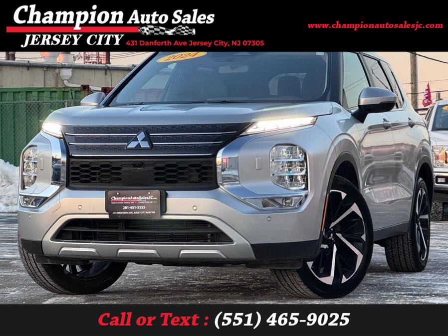 Used 2024 Mitsubishi Outlander in Jersey City, New Jersey | Champion Auto Sales. Jersey City, New Jersey