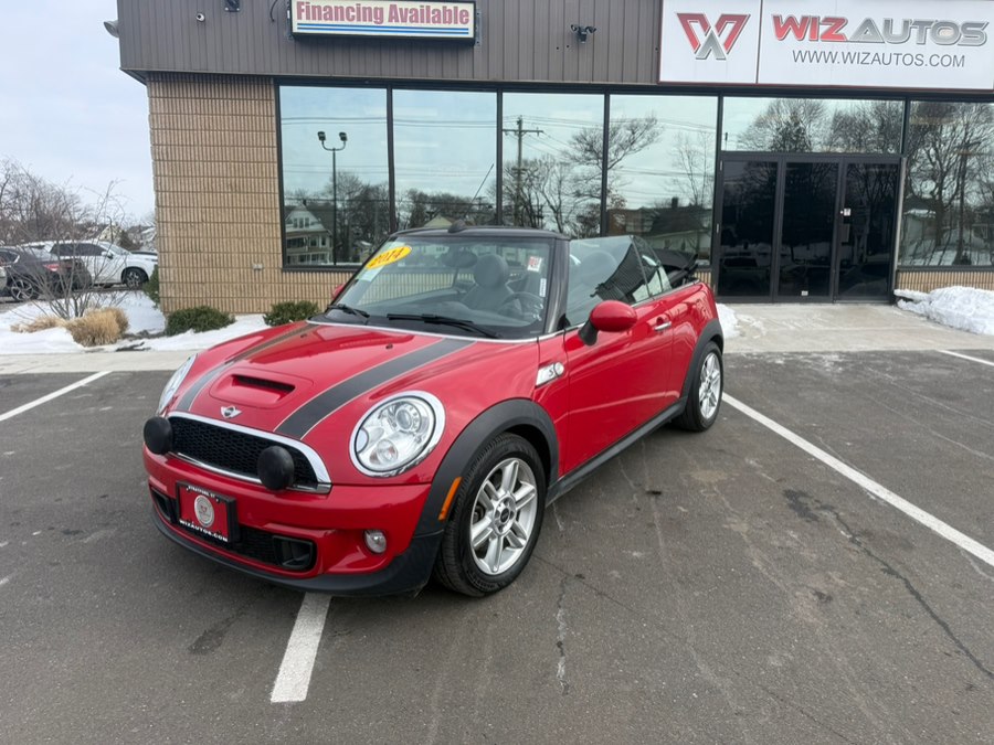 Used 2014 Mini Cooper s in Stratford, Connecticut | Wiz Leasing Inc. Stratford, Connecticut