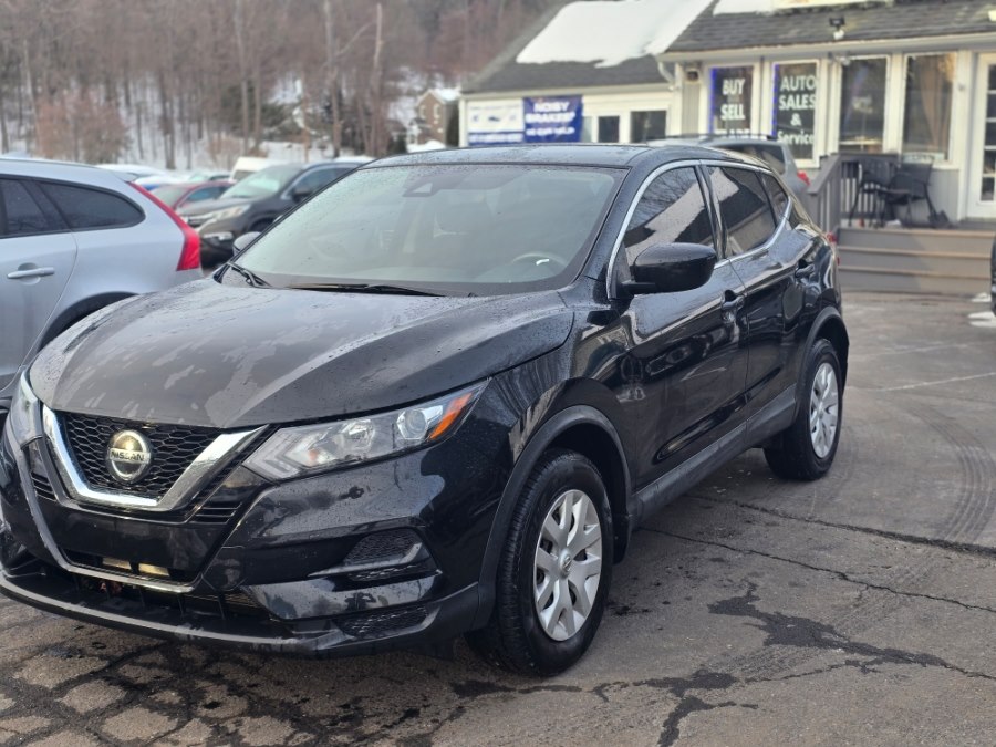 Used 2020 Nissan Rogue Sport in Canton, Connecticut | Live Motors Sales and Service INC. Canton, Connecticut