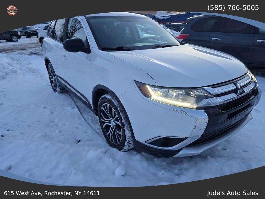 Used 2018 Mitsubishi Outlander in Wolcott, New York | Auto Hunter CNY. Wolcott, New York
