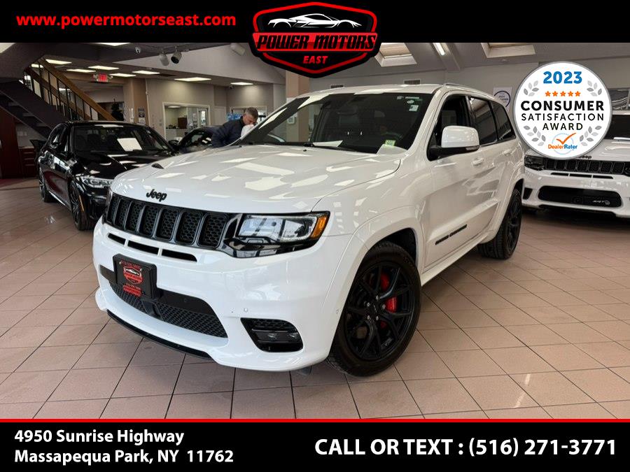 Used 2019 Jeep Grand Cherokee in Massapequa Park, New York | Power Motors East. Massapequa Park, New York