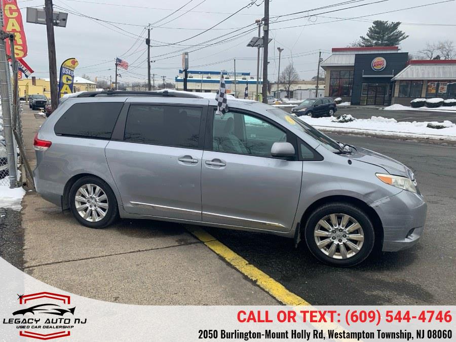 2011 Toyota Sienna