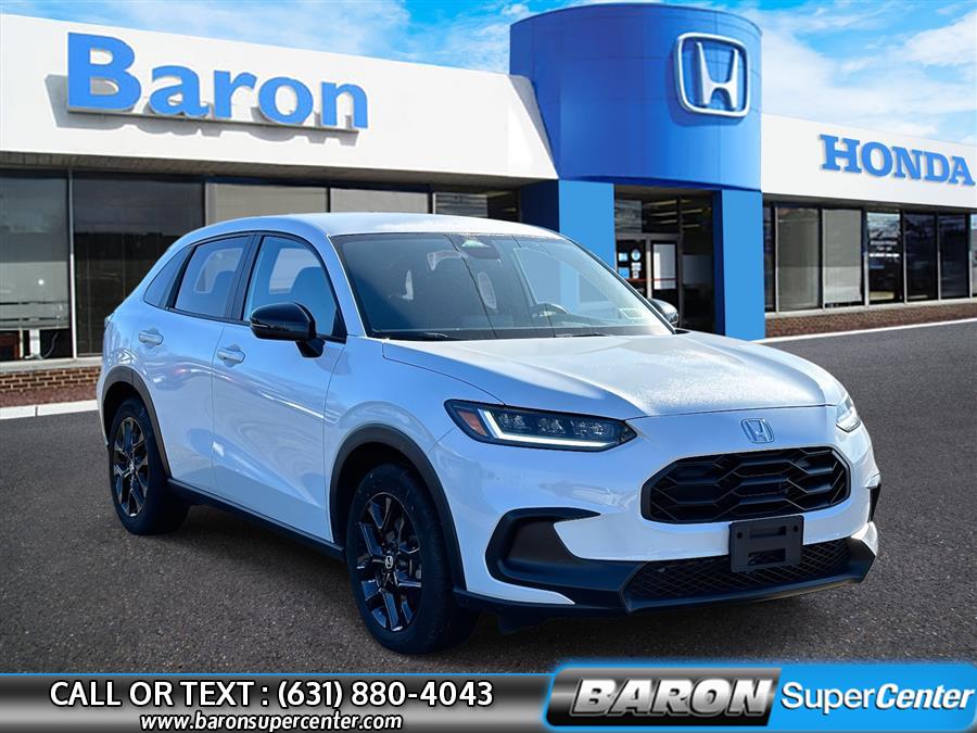 Used 2023 Honda Hr-v in Patchogue, New York | Baron Supercenter. Patchogue, New York