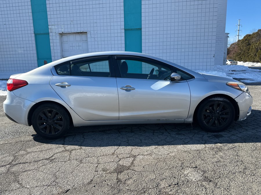 Used 2015 Kia Forte in Milford, Connecticut | Dealertown Auto Wholesalers. Milford, Connecticut