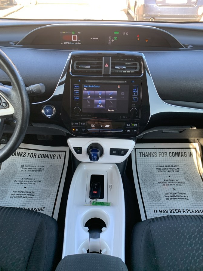 2016 Toyota Prius Three - Photo 14